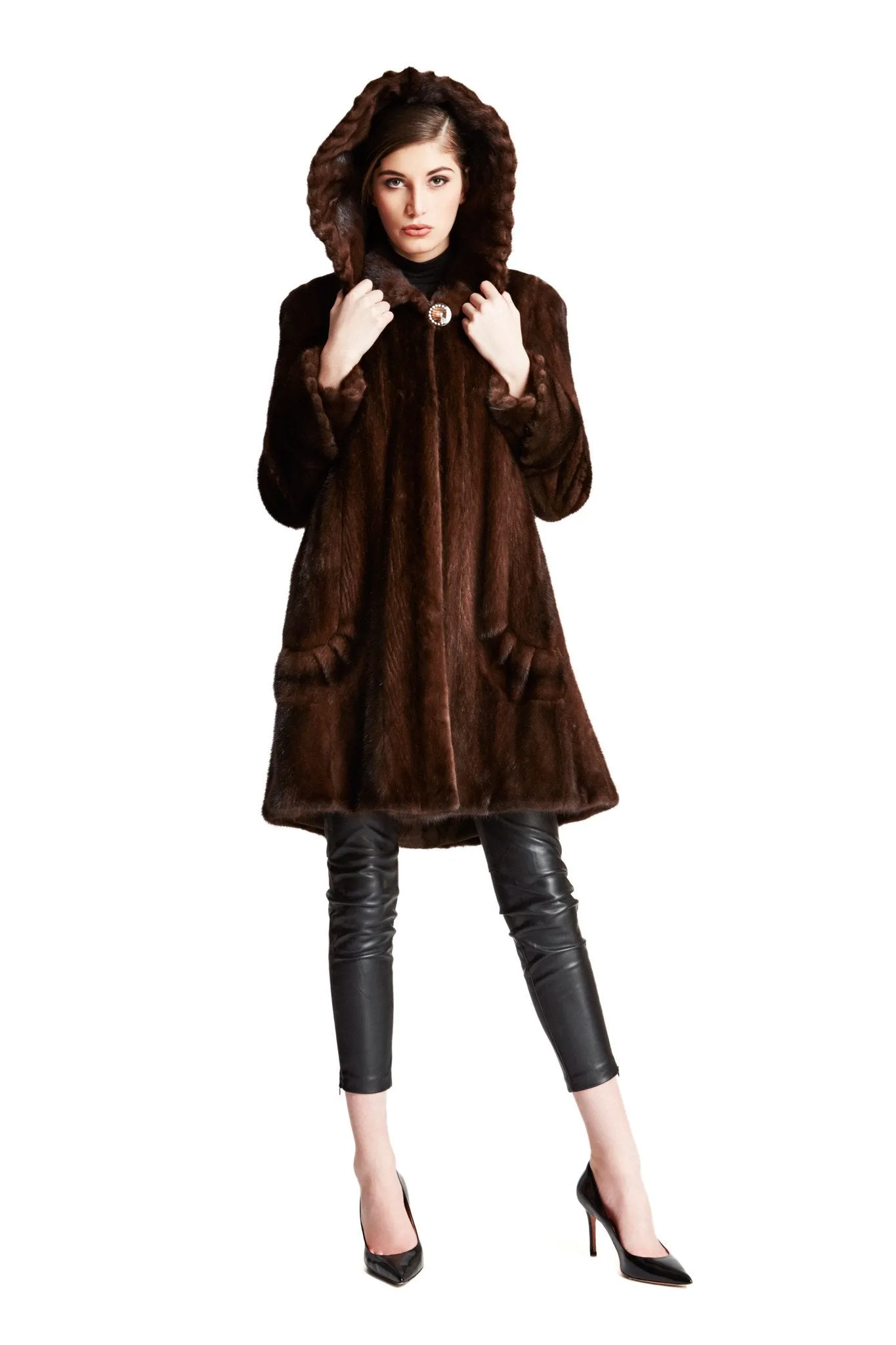 COLWOOD - Mink coat with oversized hood