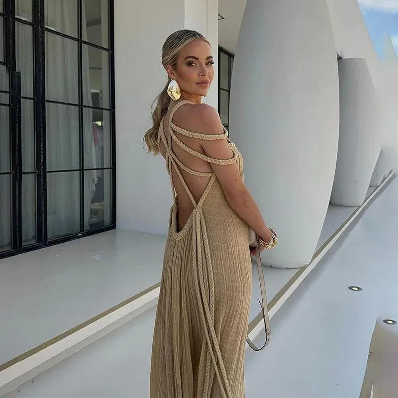 Elegant Lace-Up Maxi Dress: Stylish Statement for Evening Parties