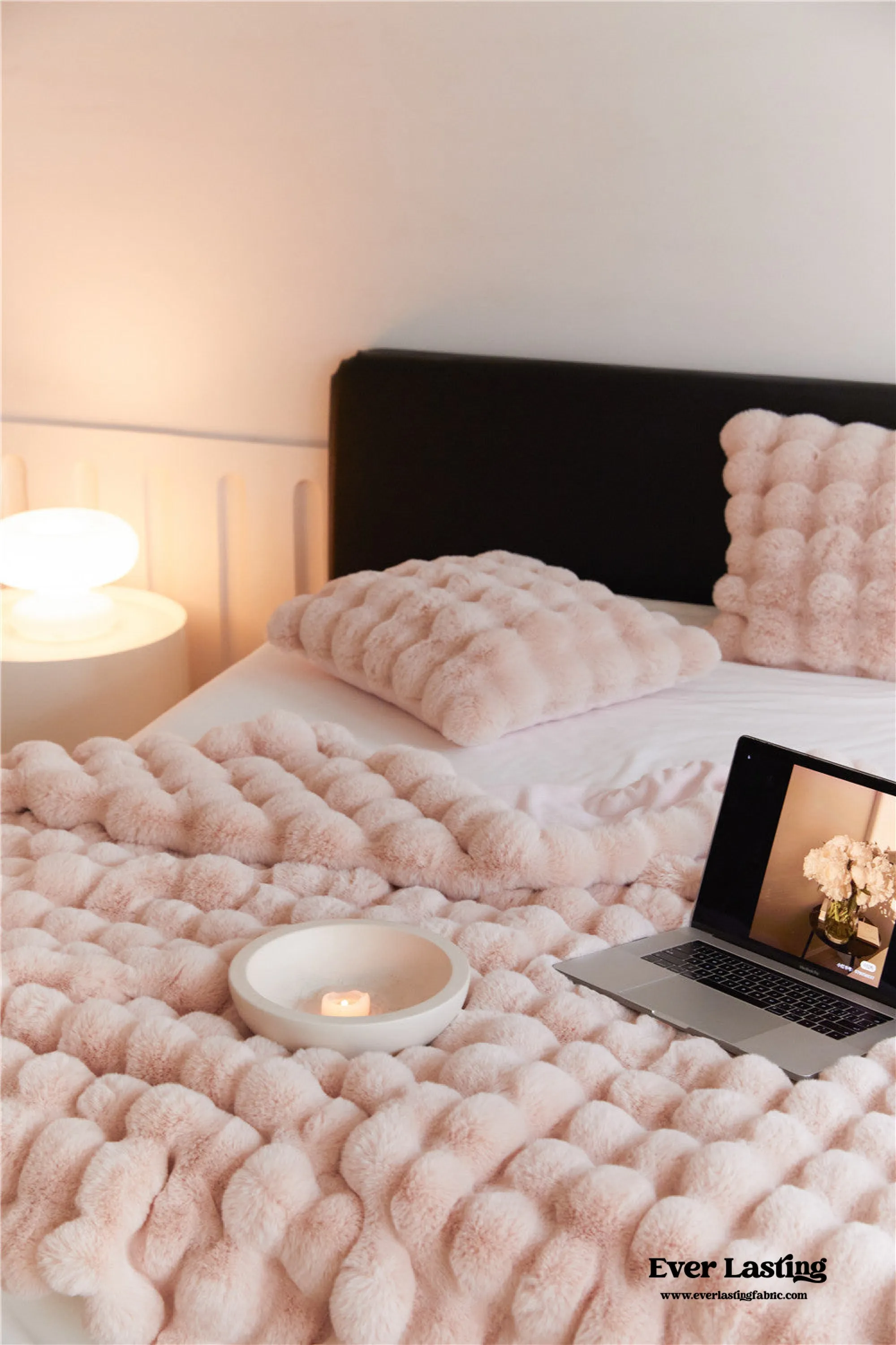 Fluffy Plush Throw Blanket / White