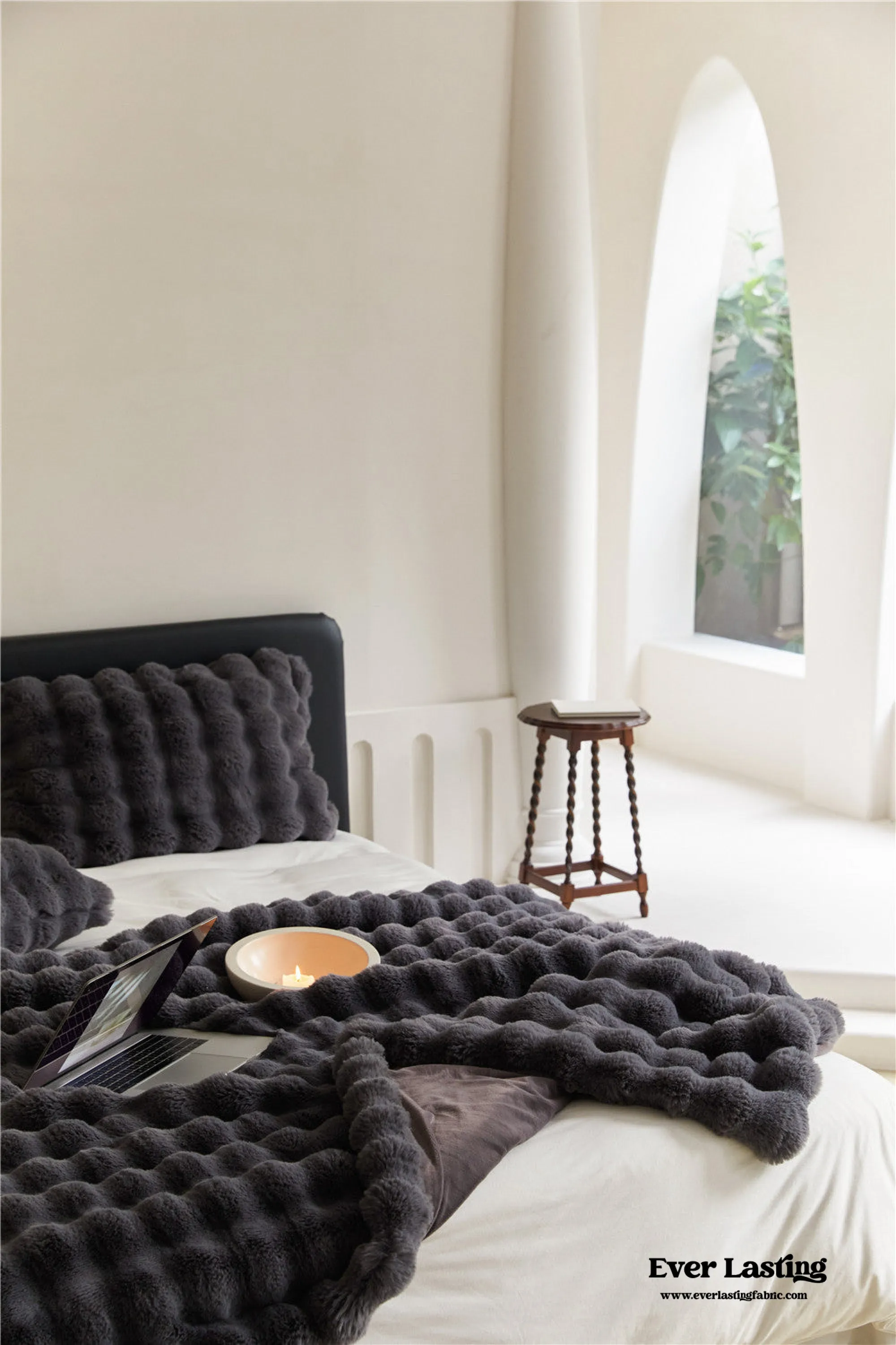 Fluffy Plush Throw Blanket / White