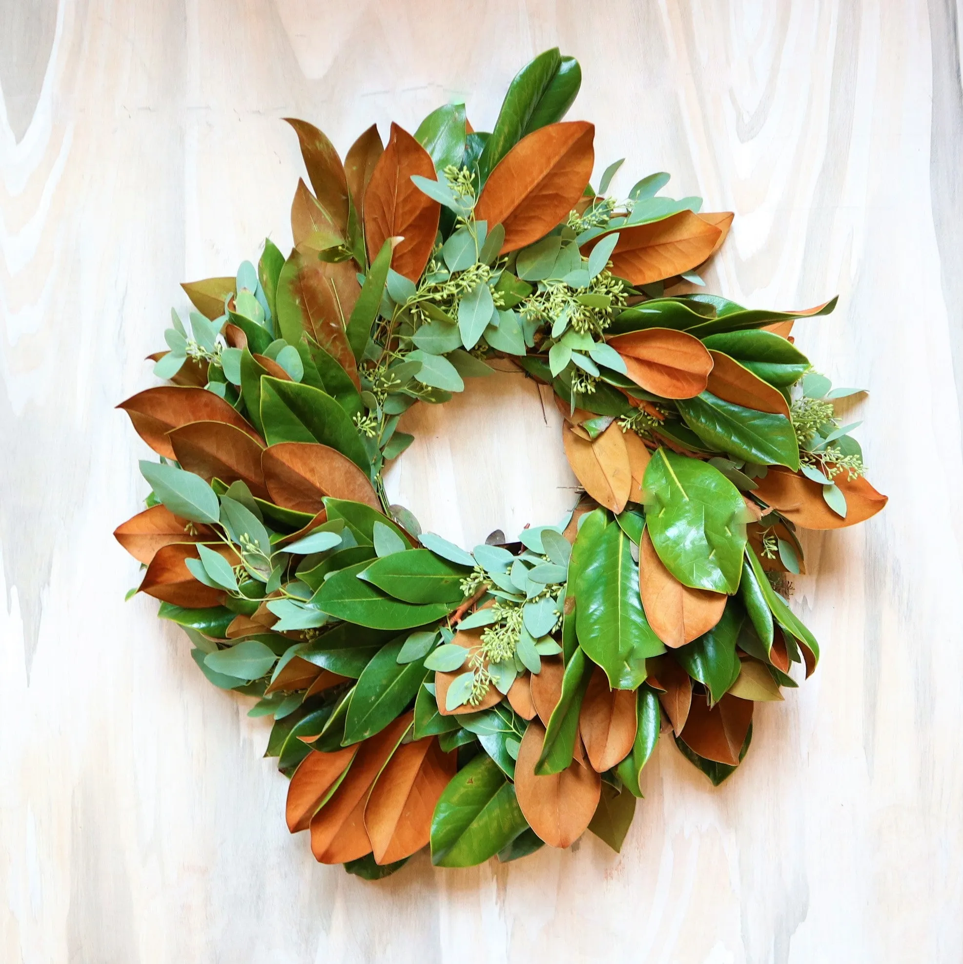 Stacy K Floral \ Magnolia Mixed Wreath