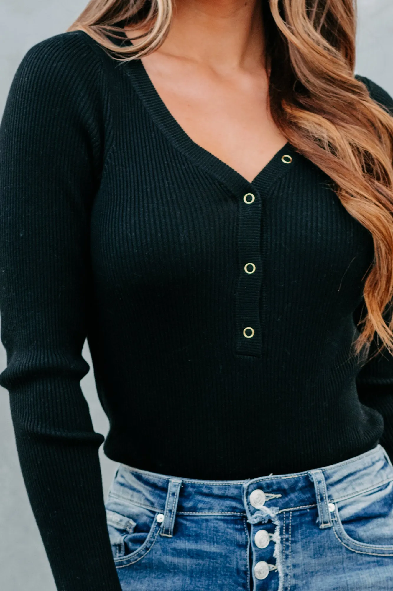 Stay Or Leave Ribbed Button-Down Bodysuit (Black)